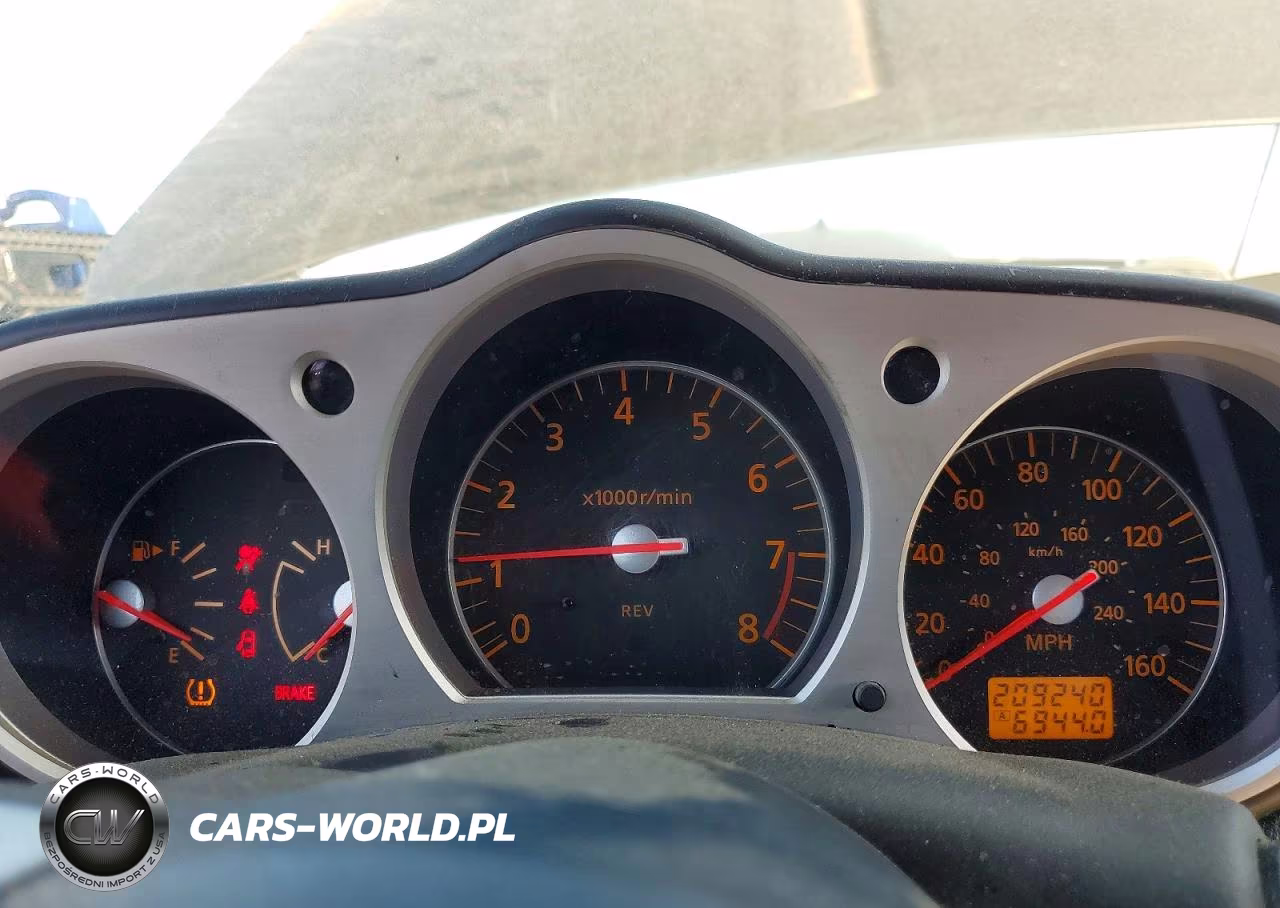 2006 Nissan 350Z Coupe VIN:JN1AZ34DX6M302926 - 9