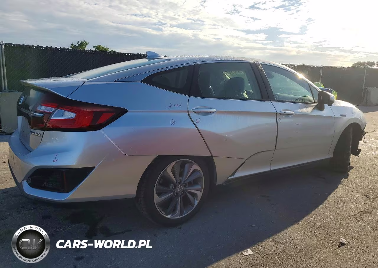 2018 Honda Clarity VIN:JHMZC5F18JC005988 - 3