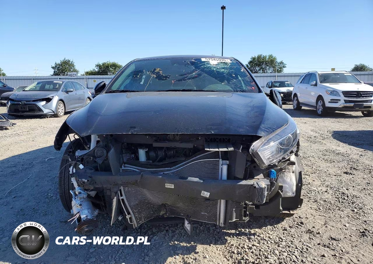 2024 Kia Forte Gt-Line VIN:3KPF54AD1RE826249 - 5