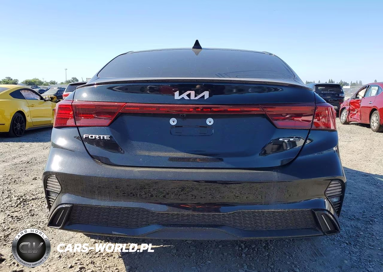 2024 Kia Forte Gt-Line VIN:3KPF54AD1RE826249 - 6