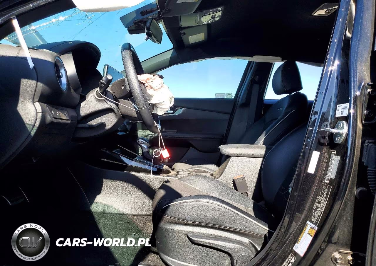 2024 Kia Forte Gt-Line VIN:3KPF54AD1RE826249 - 7