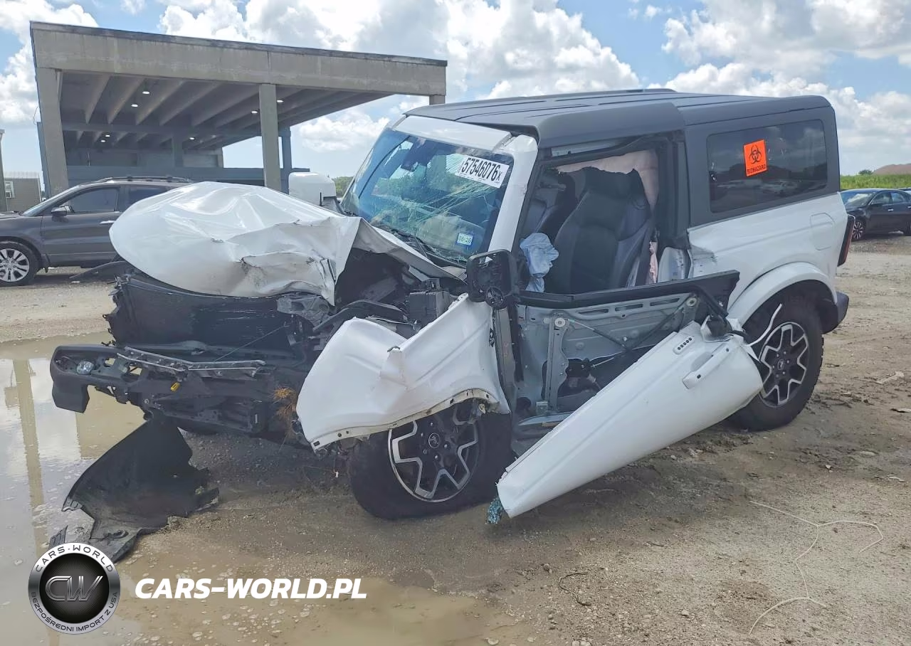 2022 Ford Bronco Base-Big Bend-Black Diamond-Outer Banks – zdjęcie 1 z 13
