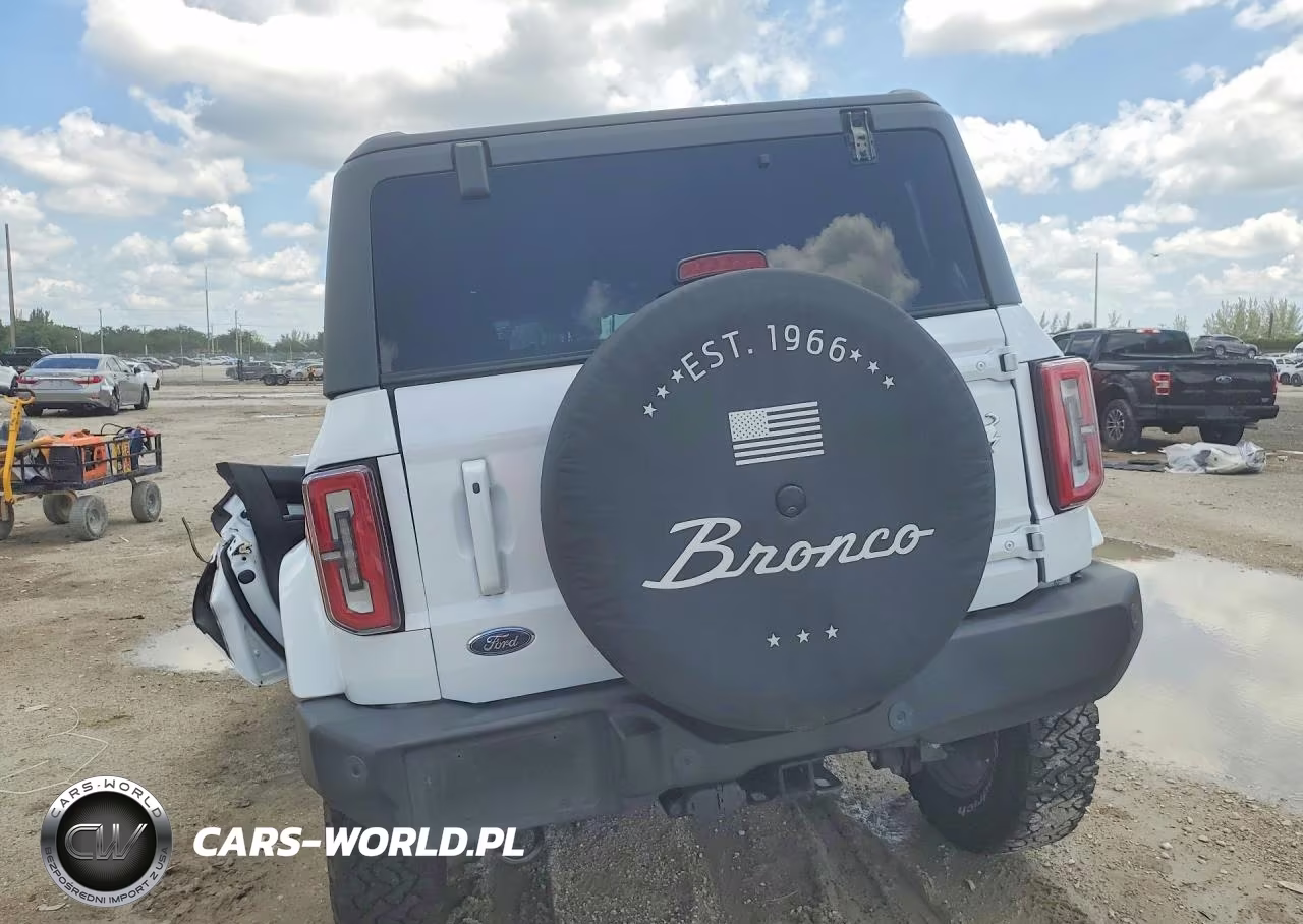 2022 Ford Bronco Base-Big Bend-Black Diamond-Outer Banks VIN:1FMDE5AH5NLB47582 - 6