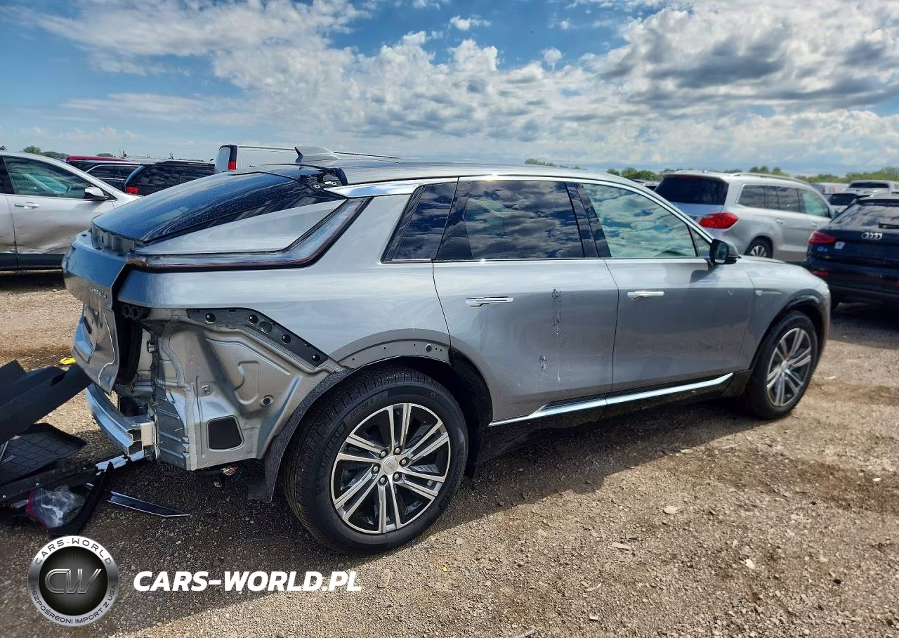 2024 Cadillac Lyriq Luxury VIN:1GYKPPRL4RZ128187 - 3