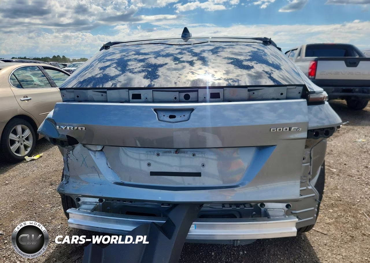 2024 Cadillac Lyriq Luxury VIN:1GYKPPRL4RZ128187 - 6
