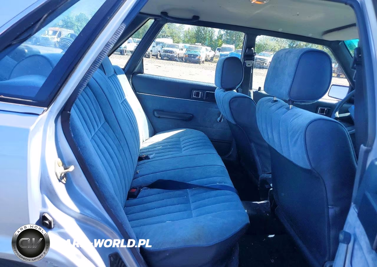 1986 Toyota Camry Dlx VIN:JT2SV12E0G6025439 - 10