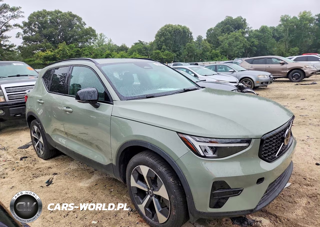 2024 Volvo Xc40 Core VIN:YV4L12UK5R2215860 - 4