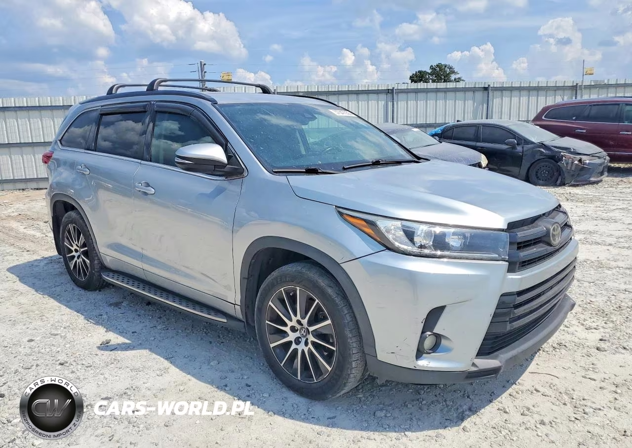 2017 Toyota Highlander Se VIN:5TDKZRFH4HS517701 - 4
