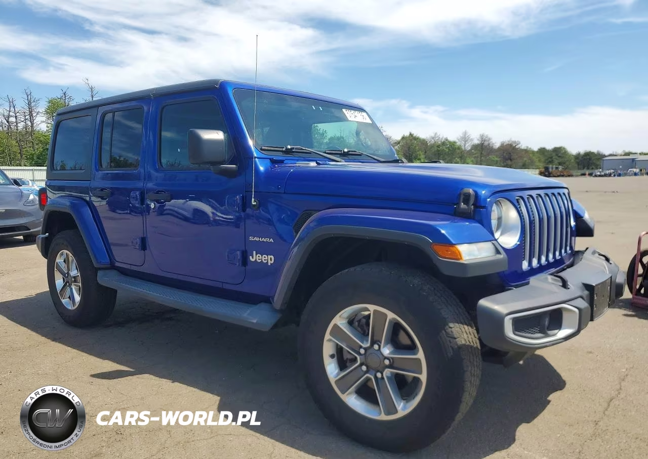 2018 Jeep Wrangler Unlimited Sahara VIN:1C4HJXEN9JW199335 - 4