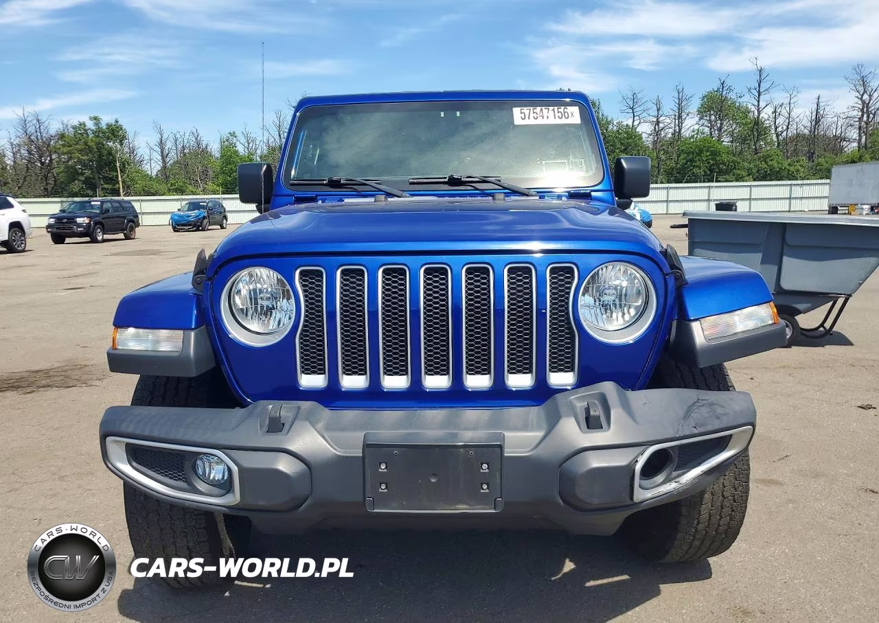 2018 Jeep Wrangler Unlimited Sahara VIN:1C4HJXEN9JW199335 - 5