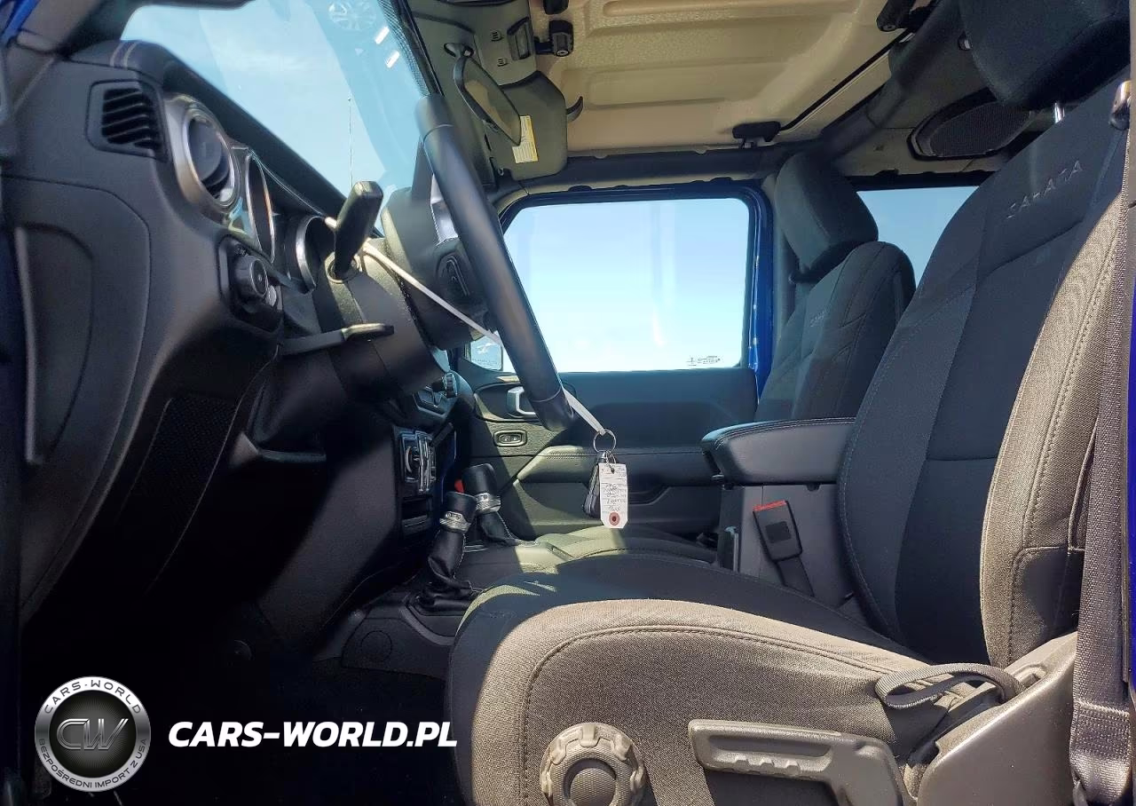 2018 Jeep Wrangler Unlimited Sahara VIN:1C4HJXEN9JW199335 - 7