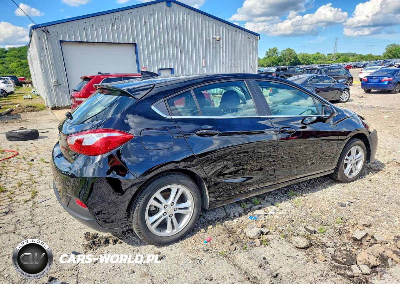 2017 Chevrolet Cruze Lt VIN:3G1BE6SMXHS558397 - 3