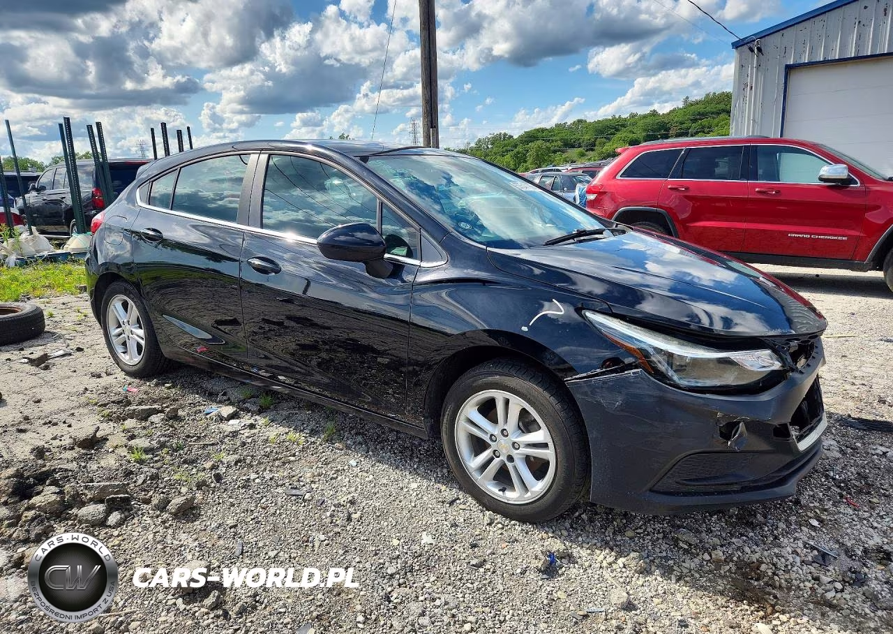 2017 Chevrolet Cruze Lt VIN:3G1BE6SMXHS558397 - 4