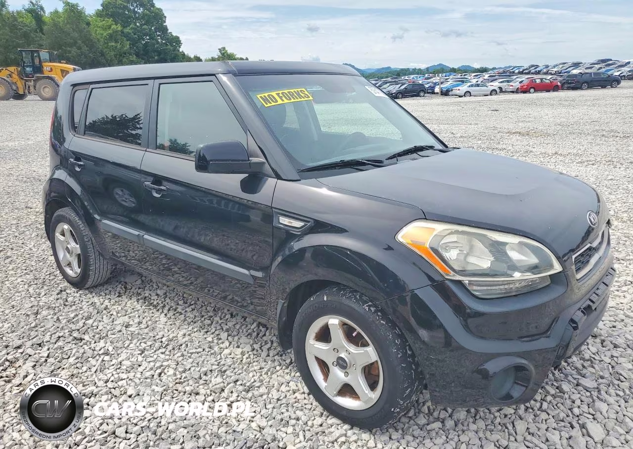 2013 Kia Soul Base VIN:KNDJT2A52D7487071 - 4