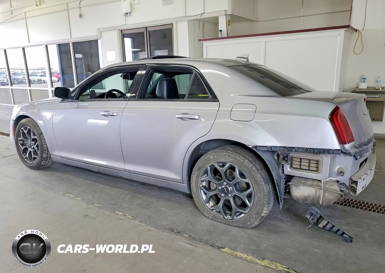 2018 Chrysler 300 S VIN:2C3CCAGG3JH293746 - 2