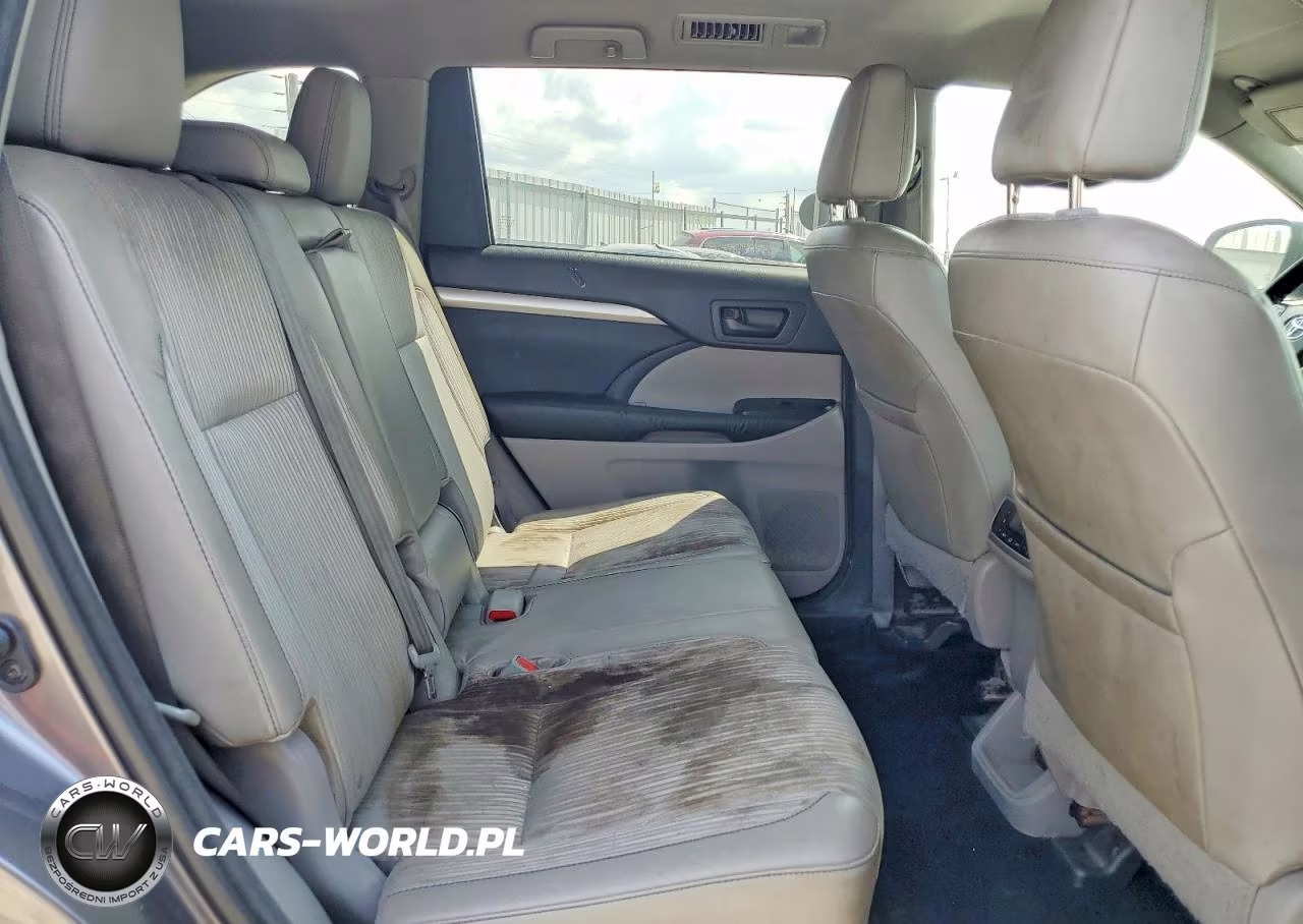 2015 Toyota Highlander Le Plus VIN:5TDBKRFH9FS157195 - 11