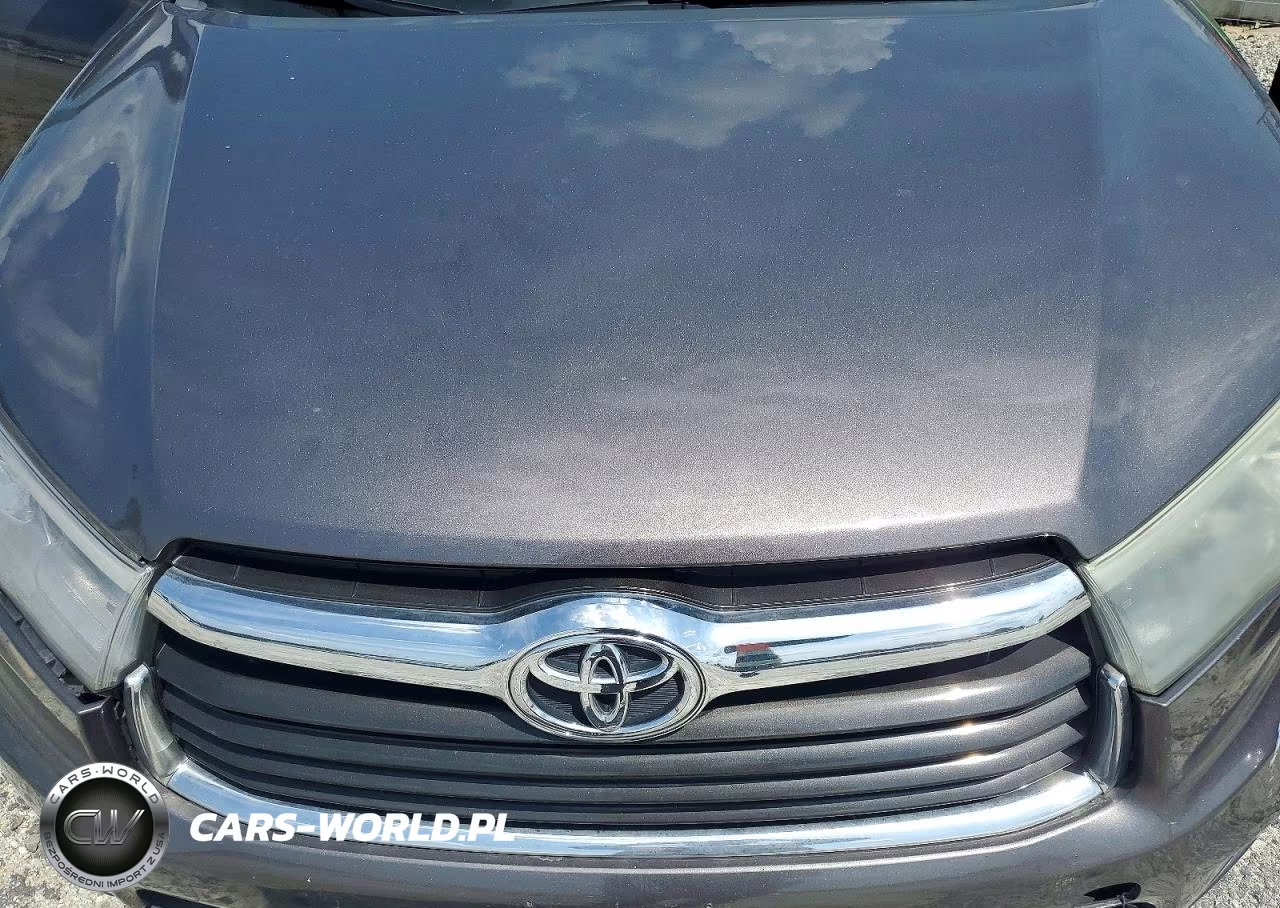 2015 Toyota Highlander Le Plus VIN:5TDBKRFH9FS157195 - 12
