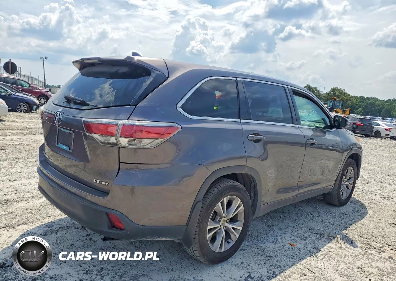 2015 Toyota Highlander Le Plus VIN:5TDBKRFH9FS157195 - 3