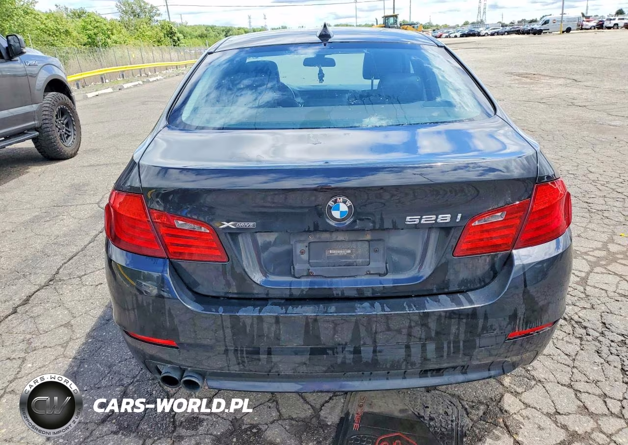 2013 BMW 528 Xi VIN:WBAXH5C50DDW12397 - 6