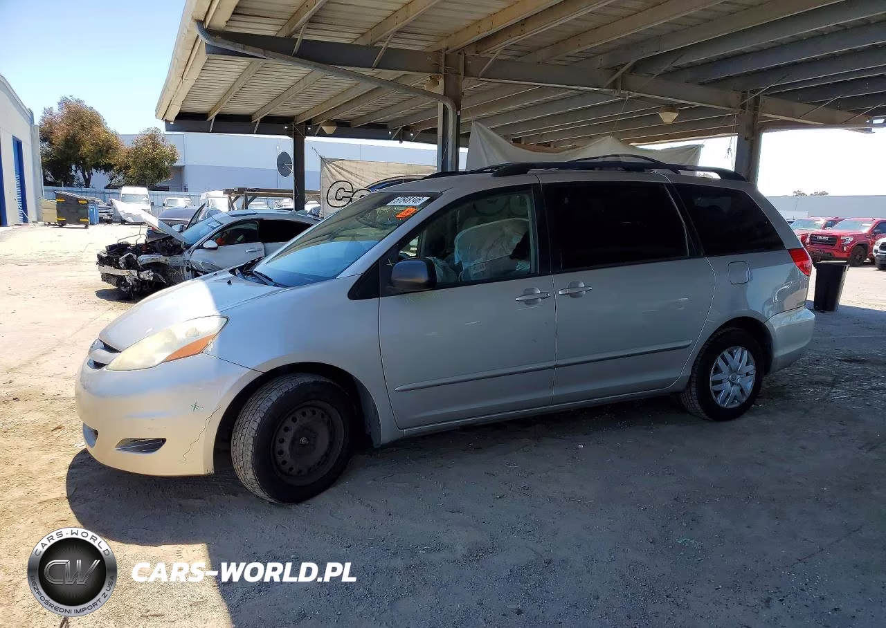 2008 Toyota Sienna Ce 7-Passenger – zdjęcie 1 z 12