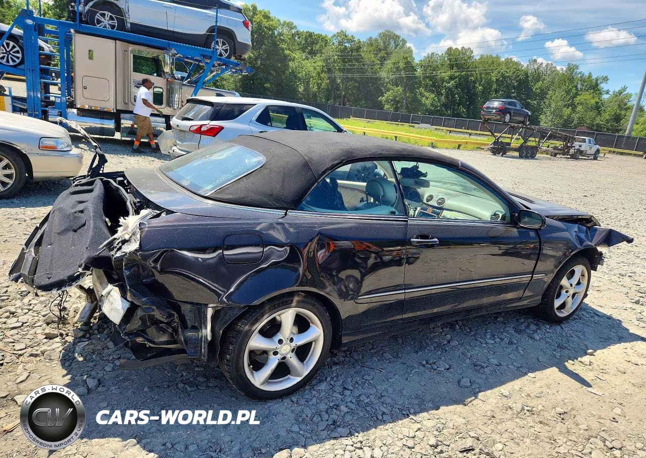 2005 Mercedes-Benz Clk 320 VIN:WDBTK65J45F120804 - 3