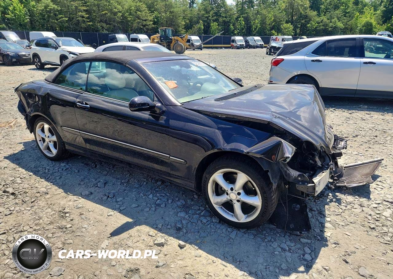 2005 Mercedes-Benz Clk 320 VIN:WDBTK65J45F120804 - 4