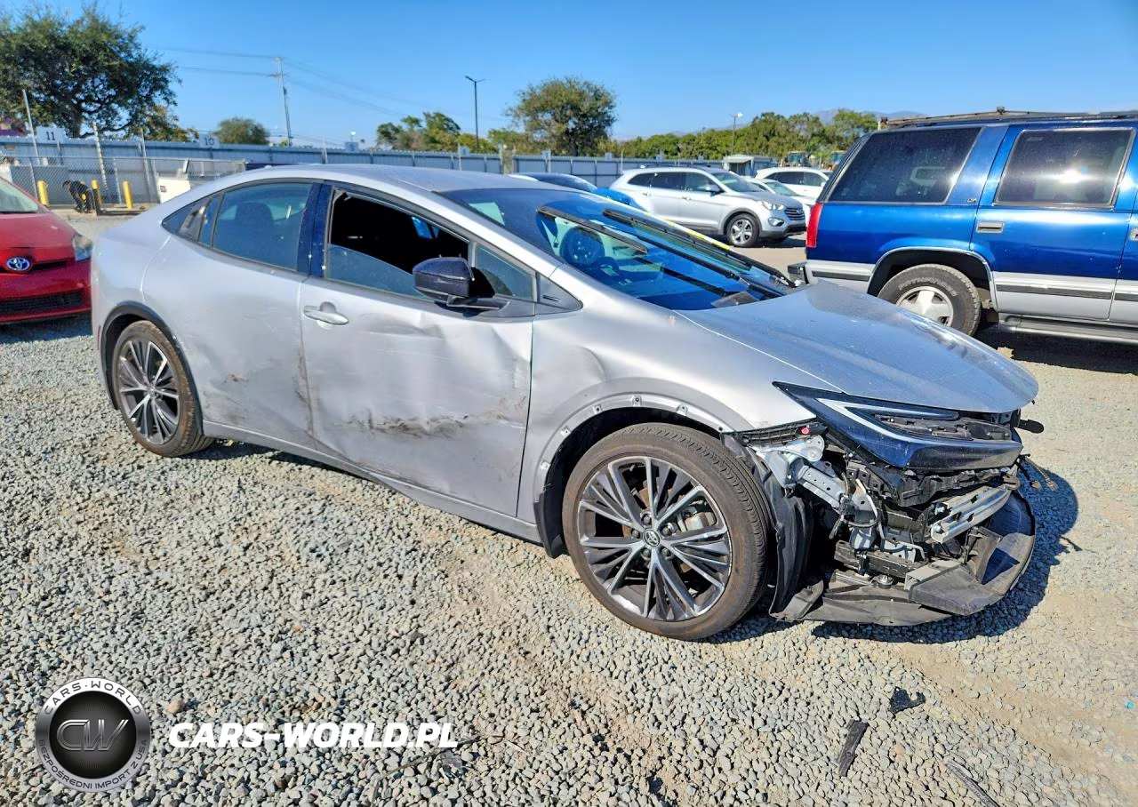 2023 Toyota Prius Xle VIN:JTDACAAU6P3008261 - 4