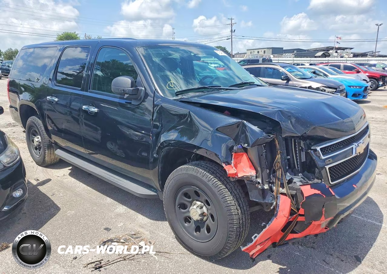 2011 Chevrolet Suburban VIN:1GNSK5E31BR117711 - 4