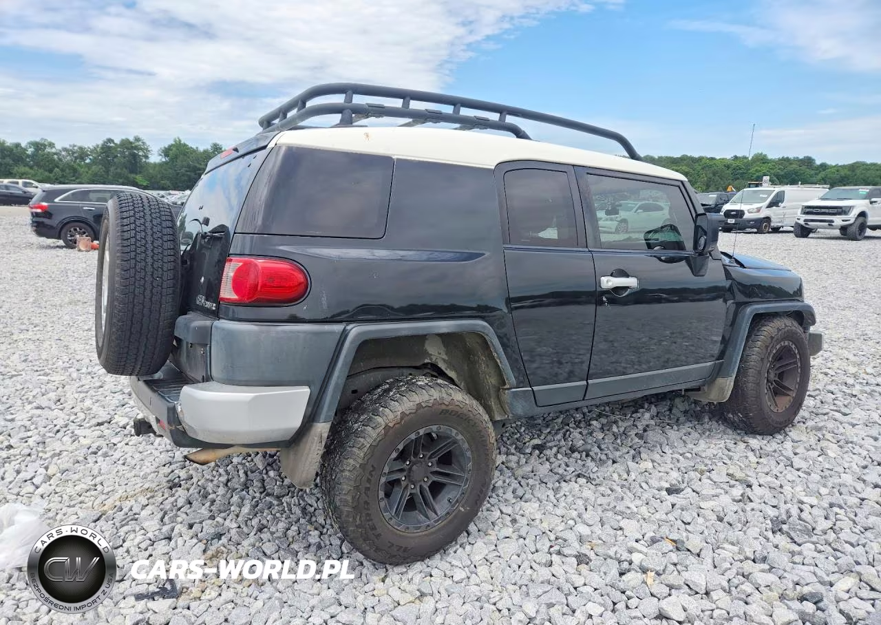 2007 Toyota Fj Cruiser Base VIN:JTEZU11F270005713 - 3