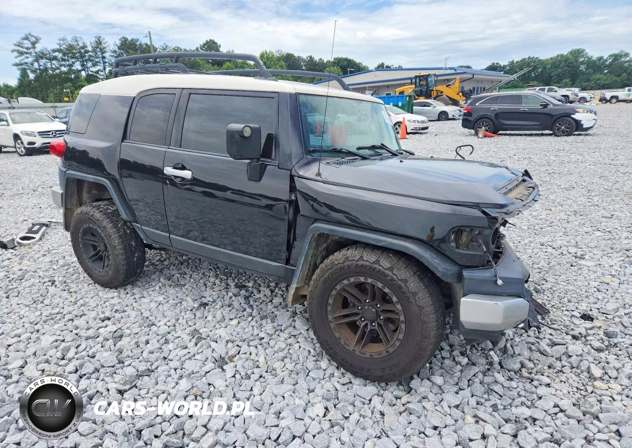 2007 Toyota Fj Cruiser Base VIN:JTEZU11F270005713 - 4