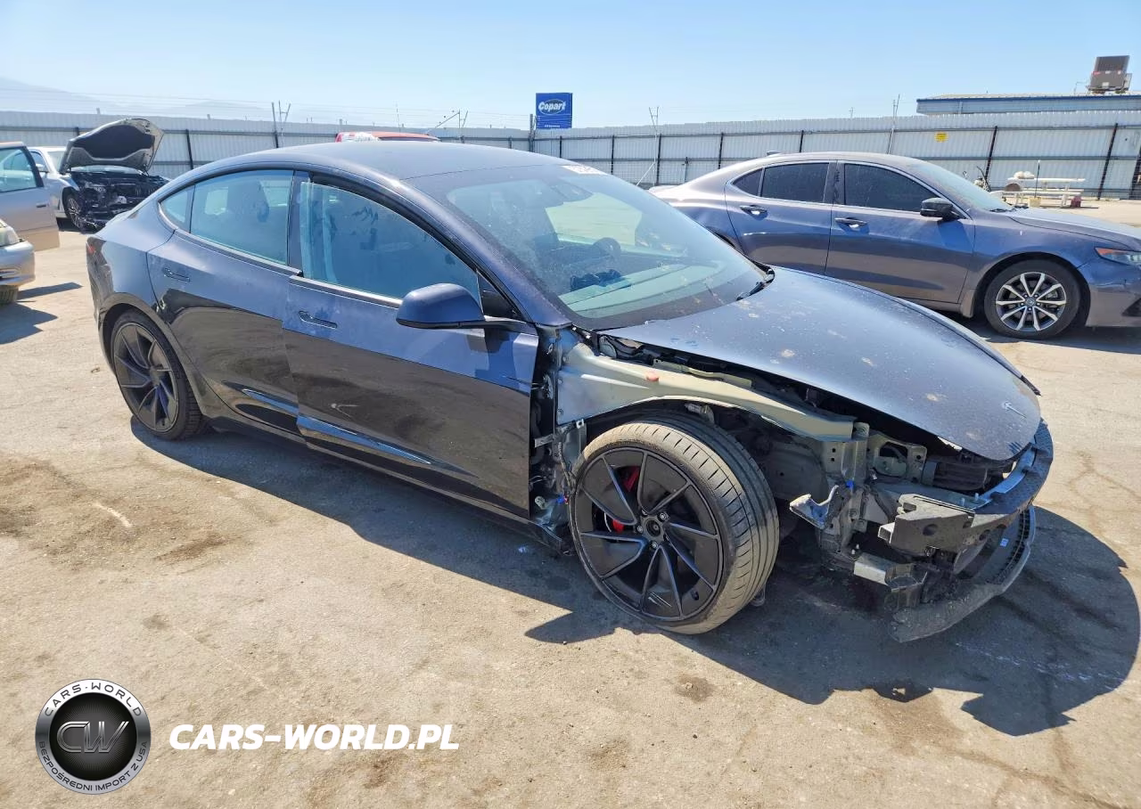 2024 Tesla Model 3 VIN:5YJ3E1ET5RF806969 - 4