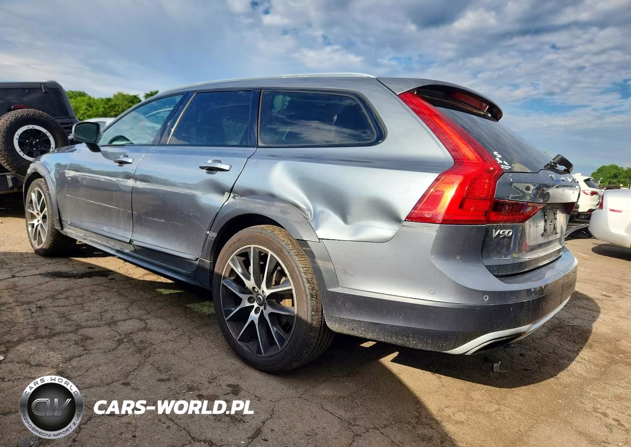 2017 Volvo V90 Cross Country T6 Inscription VIN:YV4A22NL0H1005151 - 2
