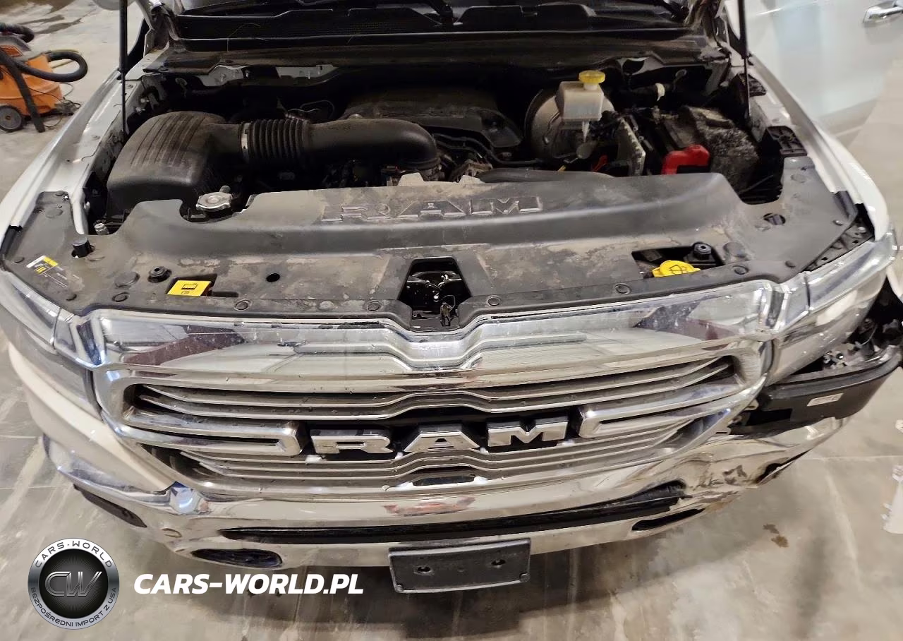 2019 Ram 1500 Laramie VIN:1C6SRFJT2KN787461 - 11