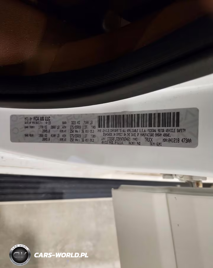 2019 Ram 1500 Laramie VIN:1C6SRFJT2KN787461 - 12