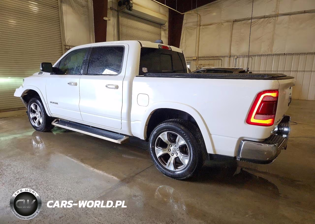 2019 Ram 1500 Laramie VIN:1C6SRFJT2KN787461 - 2