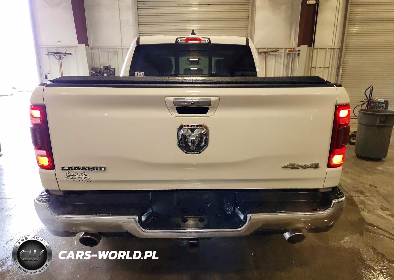 2019 Ram 1500 Laramie VIN:1C6SRFJT2KN787461 - 6