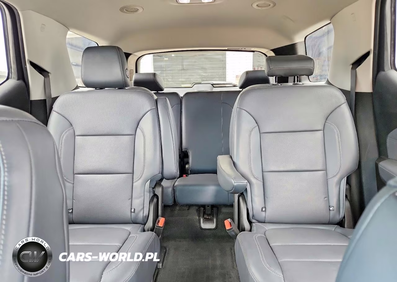 2018 Chevrolet Traverse Premier VIN:1GNEVJKW8JJ169247 - 10