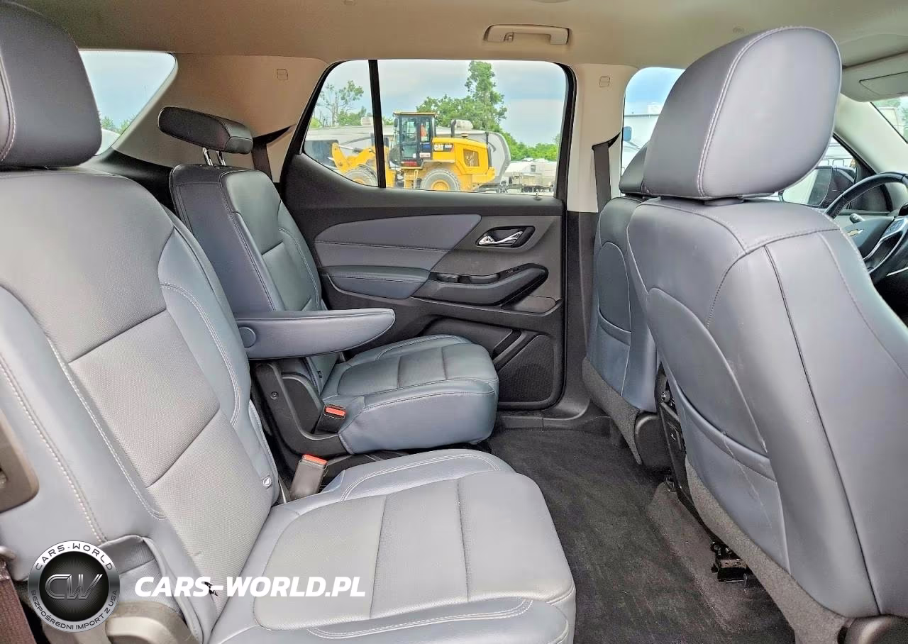 2018 Chevrolet Traverse Premier VIN:1GNEVJKW8JJ169247 - 11