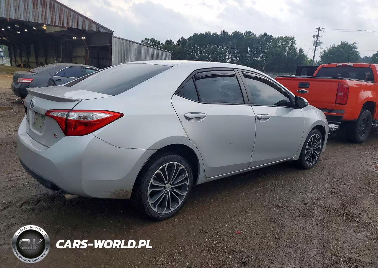 2015 Toyota Corolla S VIN:5YFBURHE9FP299794 - 3