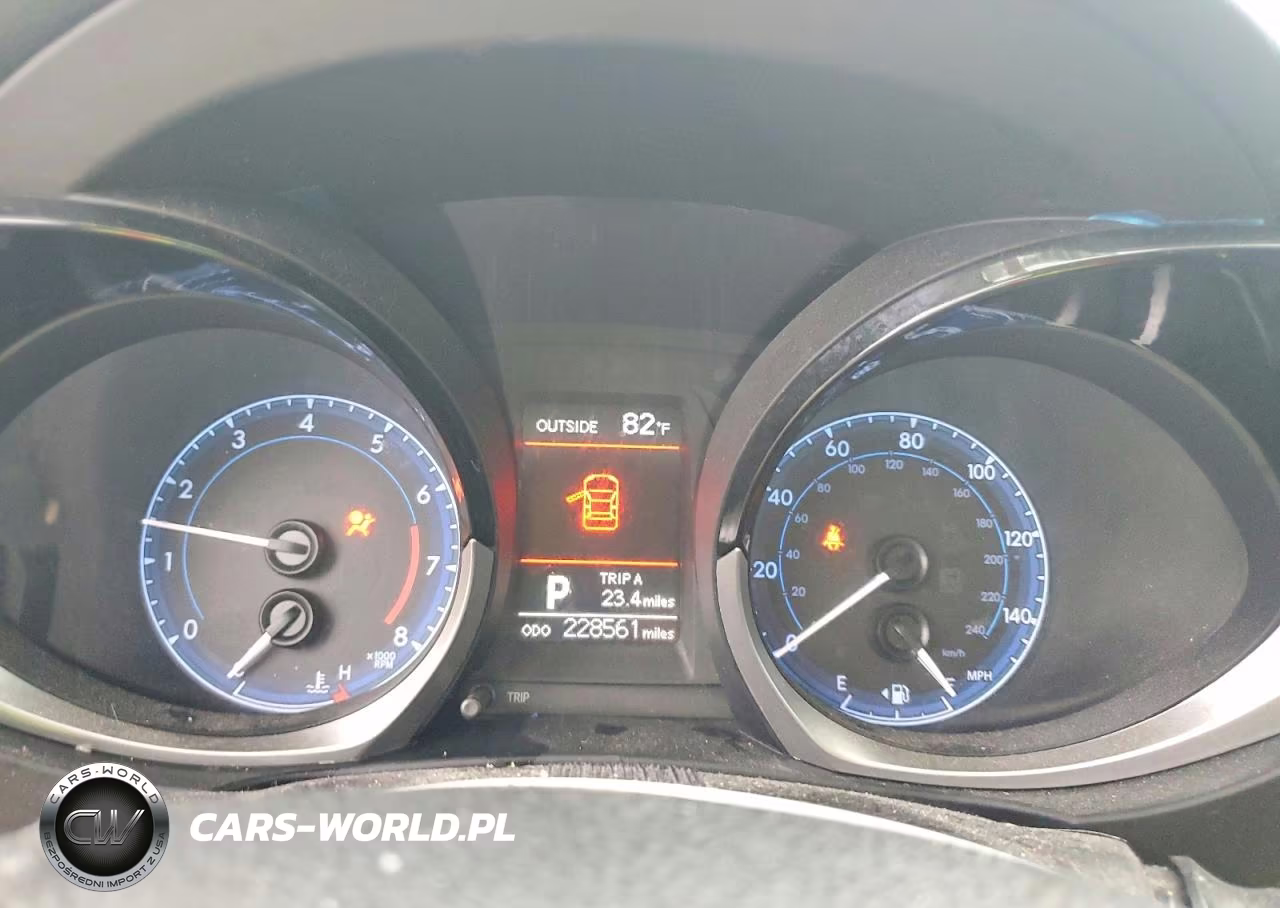 2015 Toyota Corolla S VIN:5YFBURHE9FP299794 - 9