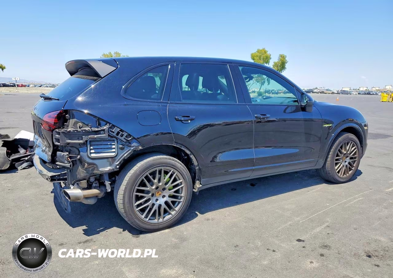 2018 Porsche Cayenne Se Hybrid Platinum VIN:WP1AE2A22JLA72530 - 3