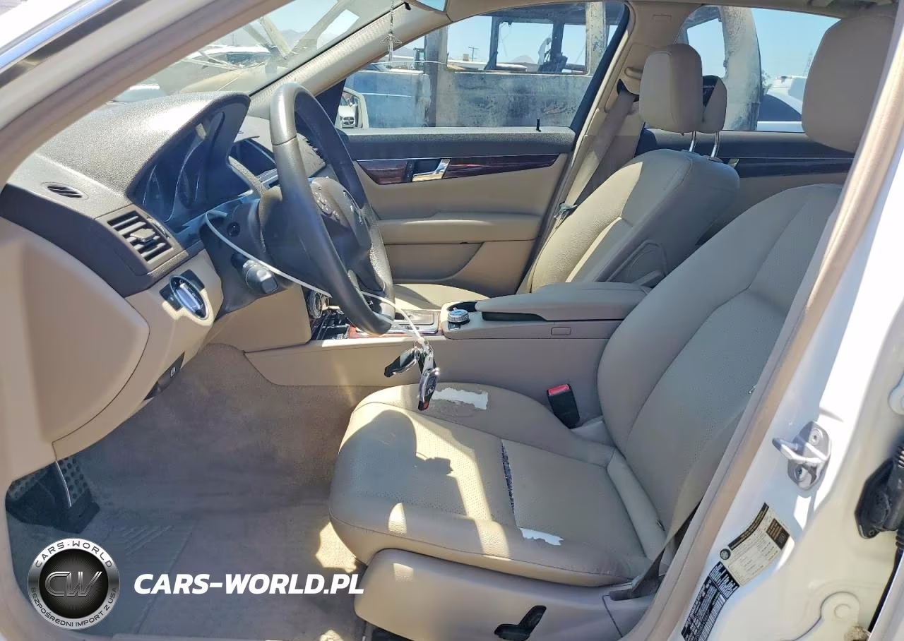 2011 Mercedes-Benz C 300 VIN:WDDGF5EB9BA458627 - 7