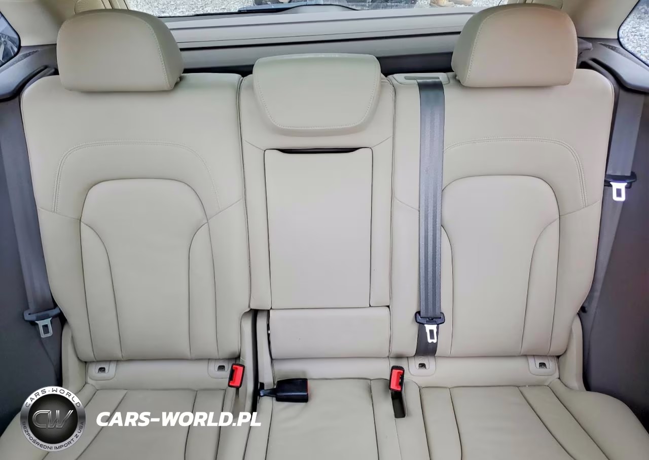 2016 Audi Q5 Premium Plus VIN:WA1L2AFP0GA104262 - 10