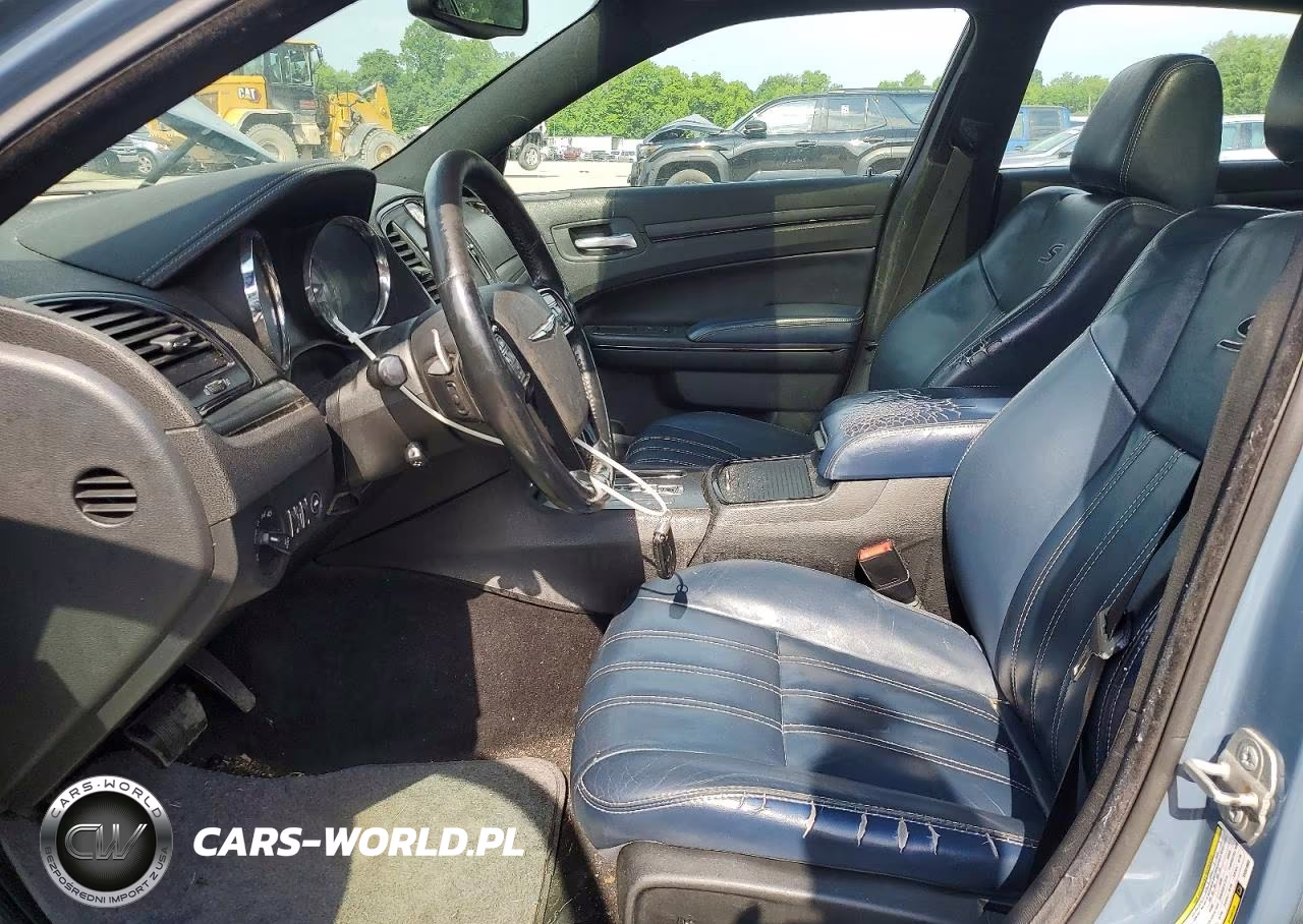 2014 Chrysler 300 S VIN:2C3CCAGT0EH301868 - 7