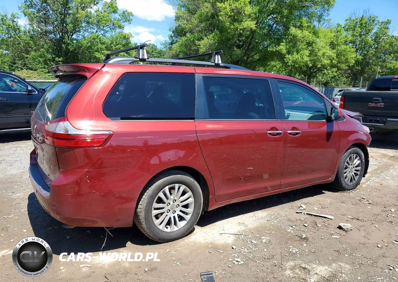 2015 Toyota Sienna Xle 8-Passenger VIN:5TDYK3DCXFS655159 - 3
