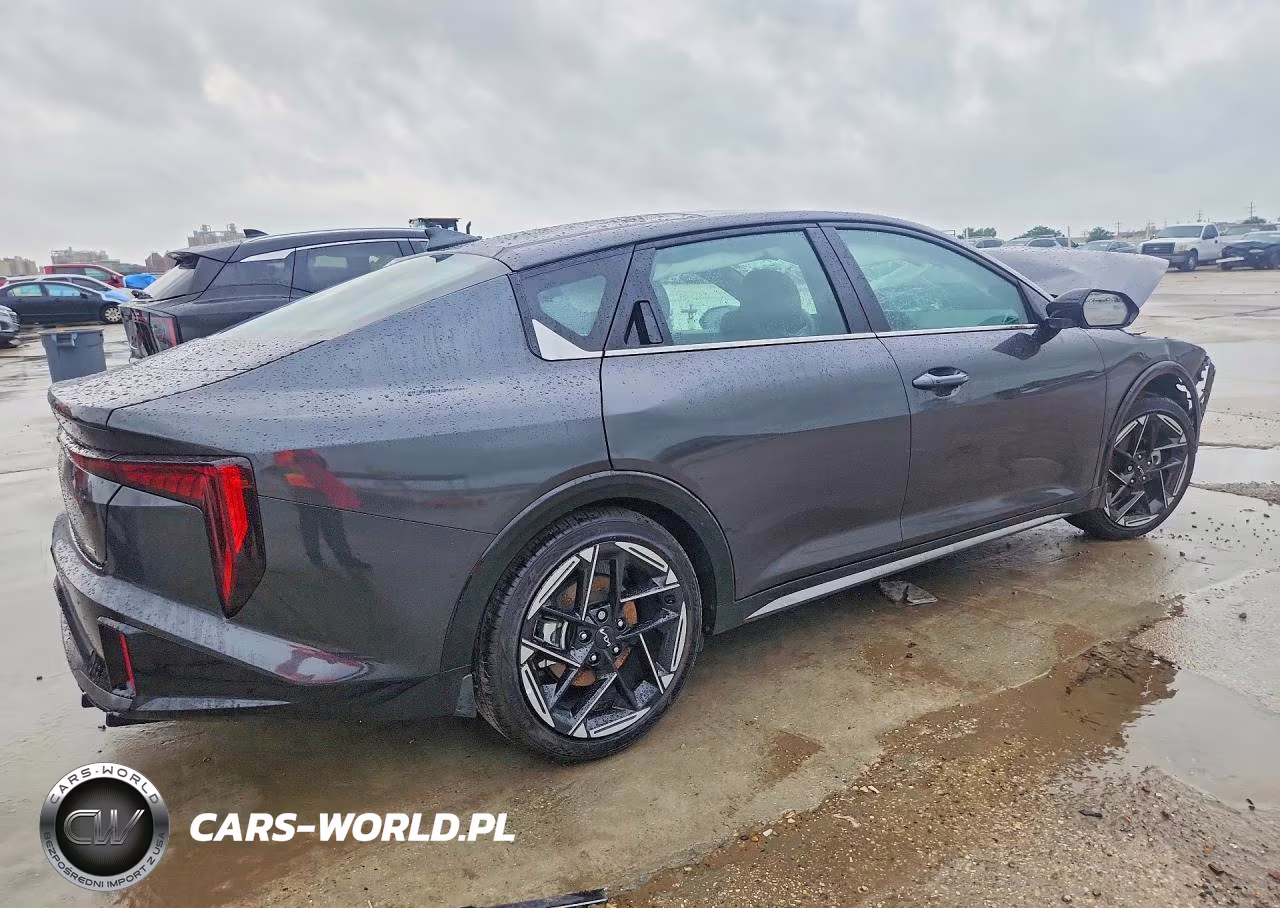 2025 Kia K4 Gt Line VIN:3KPFW4DE6SE096104 - 3