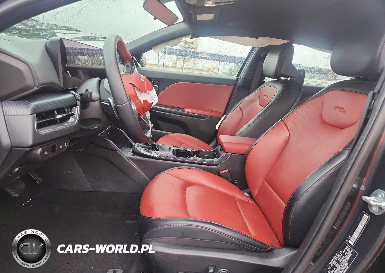 2025 Kia K4 Gt Line VIN:3KPFW4DE6SE096104 - 7
