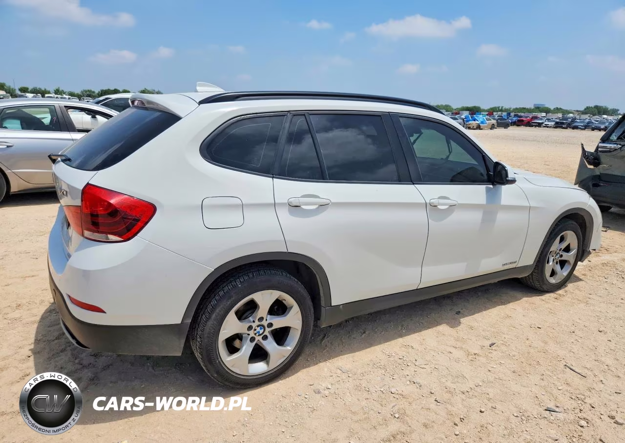 2015 BMW X1 Sdrive28I VIN:WBAVM1C52FV317570 - 3