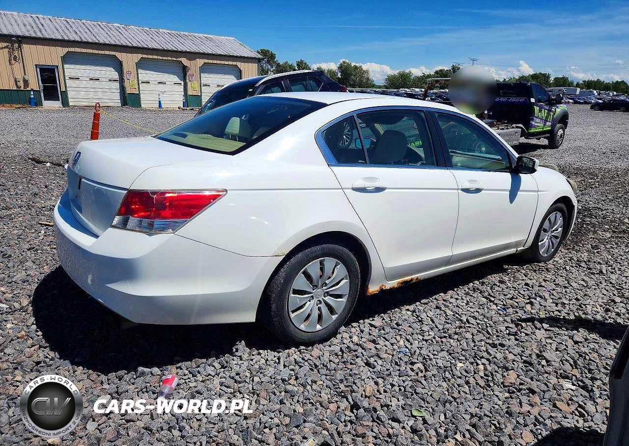 2008 Honda Accord Lx VIN:JHMCP26348C031508 - 3