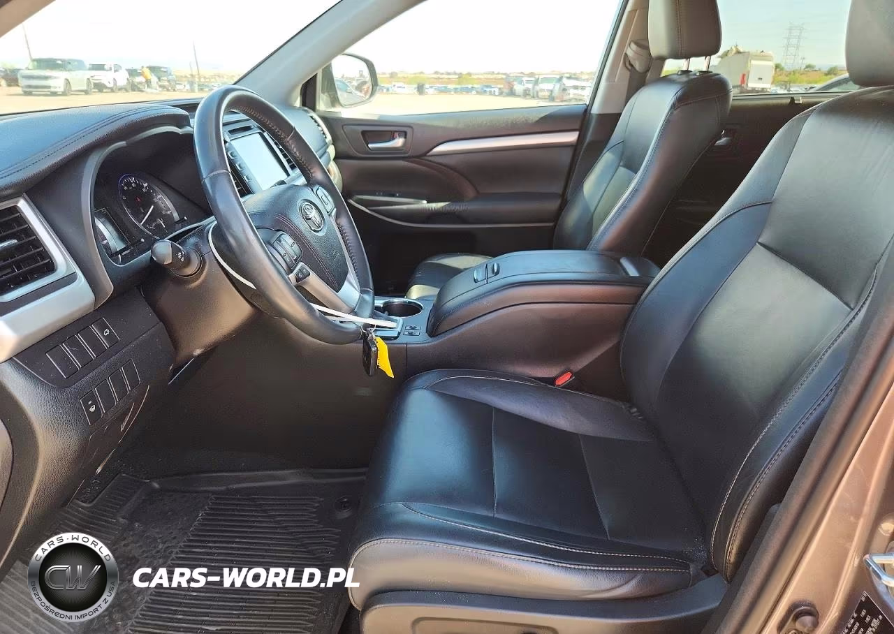 2015 Toyota Highlander Xle VIN:5TDKKRFHXFS112332 - 7